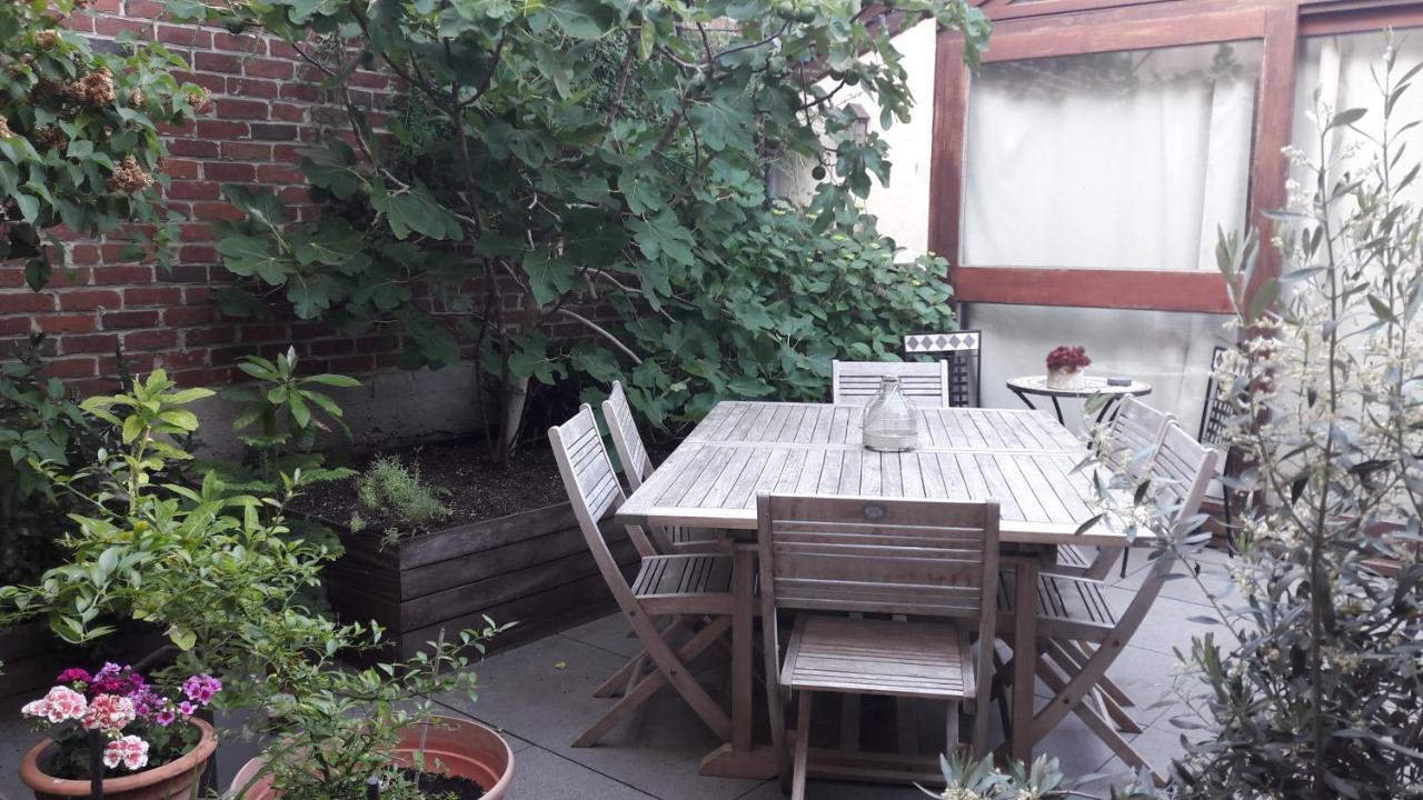 La Chambre Tomis Ath Bagian luar foto